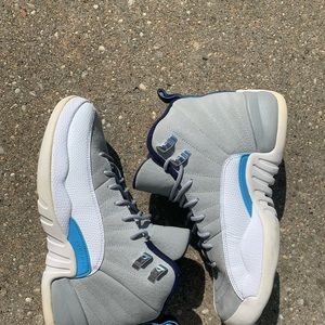 Jordan retro 12 grey university blue